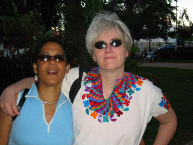 Beth_Sigi.JPG (71830 Byte)